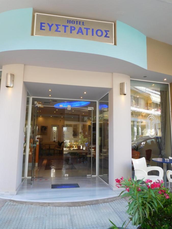 Efstratios Hotel Lutrá Edipszú Kültér fotó