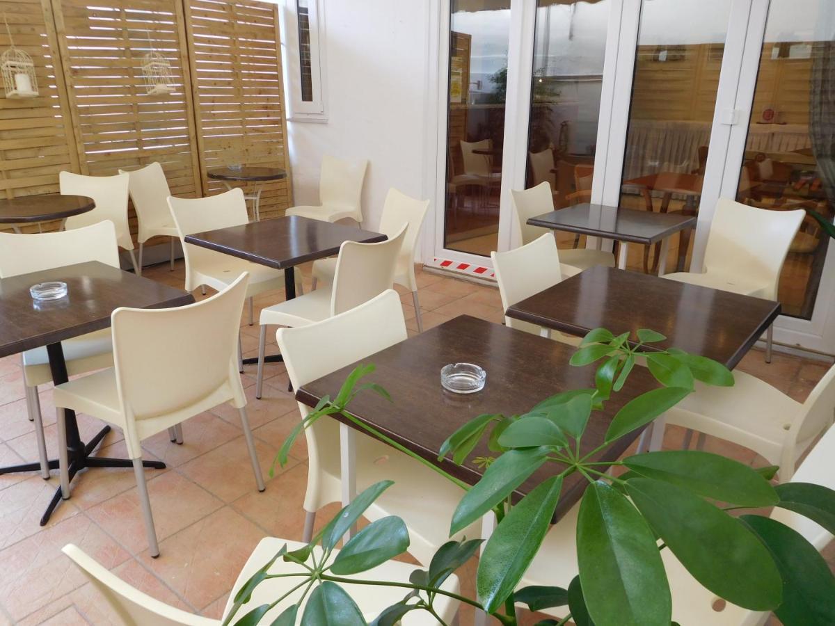 Efstratios Hotel Lutrá Edipszú Kültér fotó