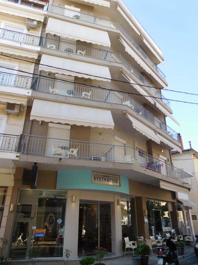 Efstratios Hotel Lutrá Edipszú Kültér fotó