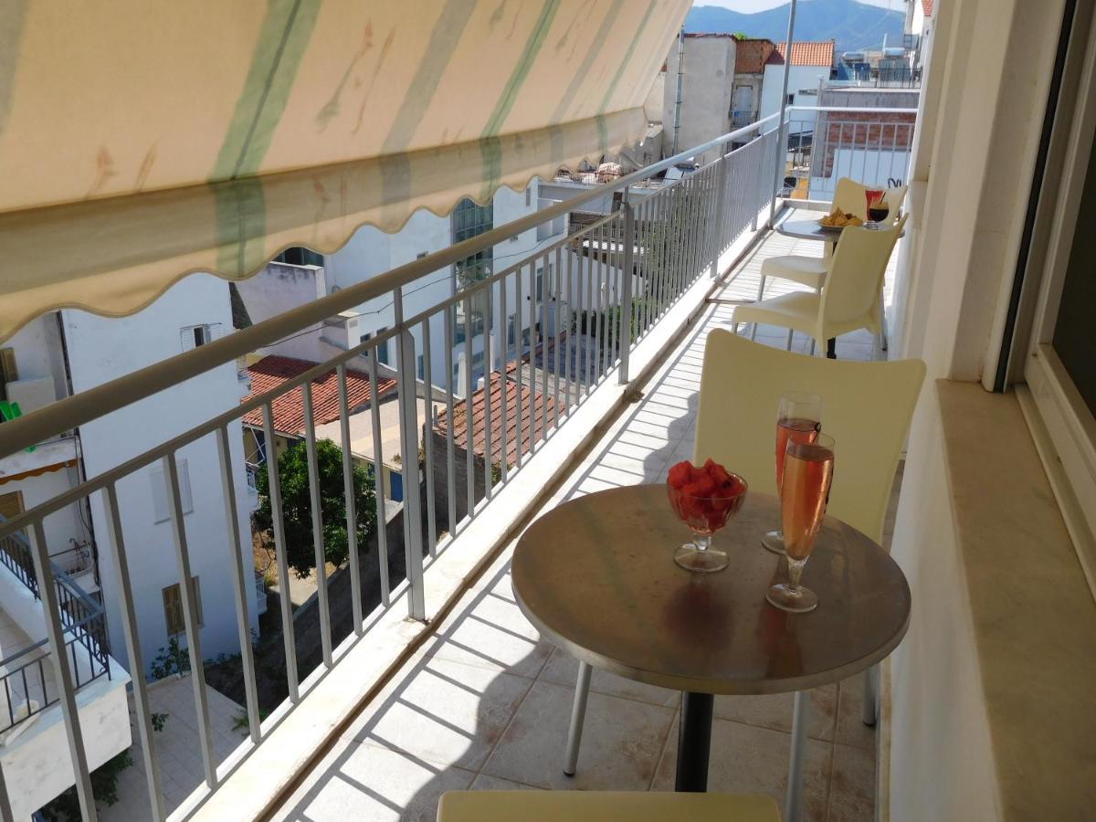 Efstratios Hotel Lutrá Edipszú Kültér fotó
