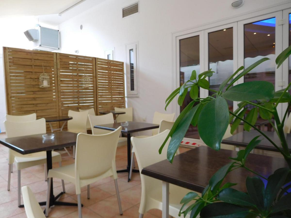 Efstratios Hotel Lutrá Edipszú Kültér fotó