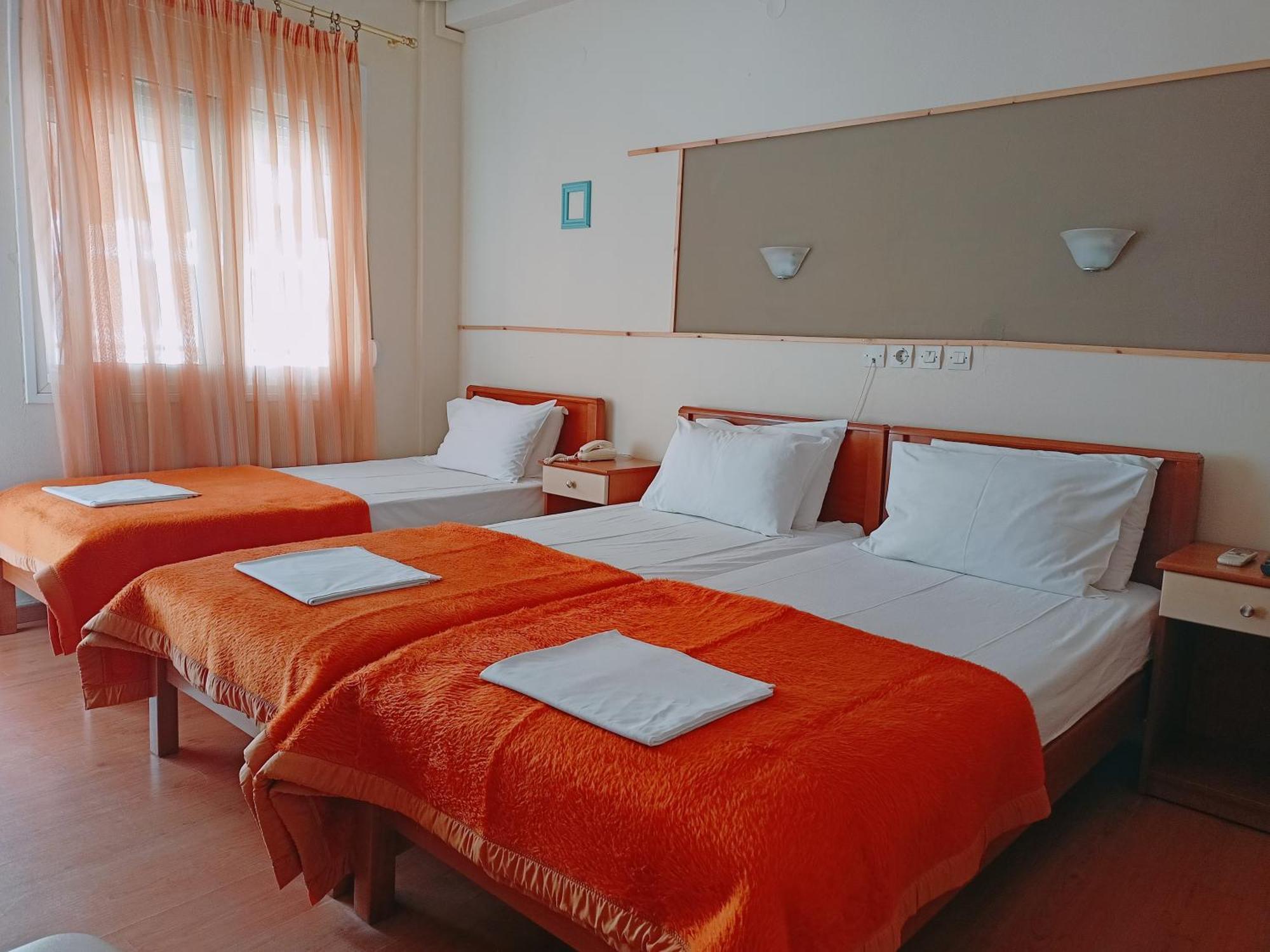 Efstratios Hotel Lutrá Edipszú Szoba fotó