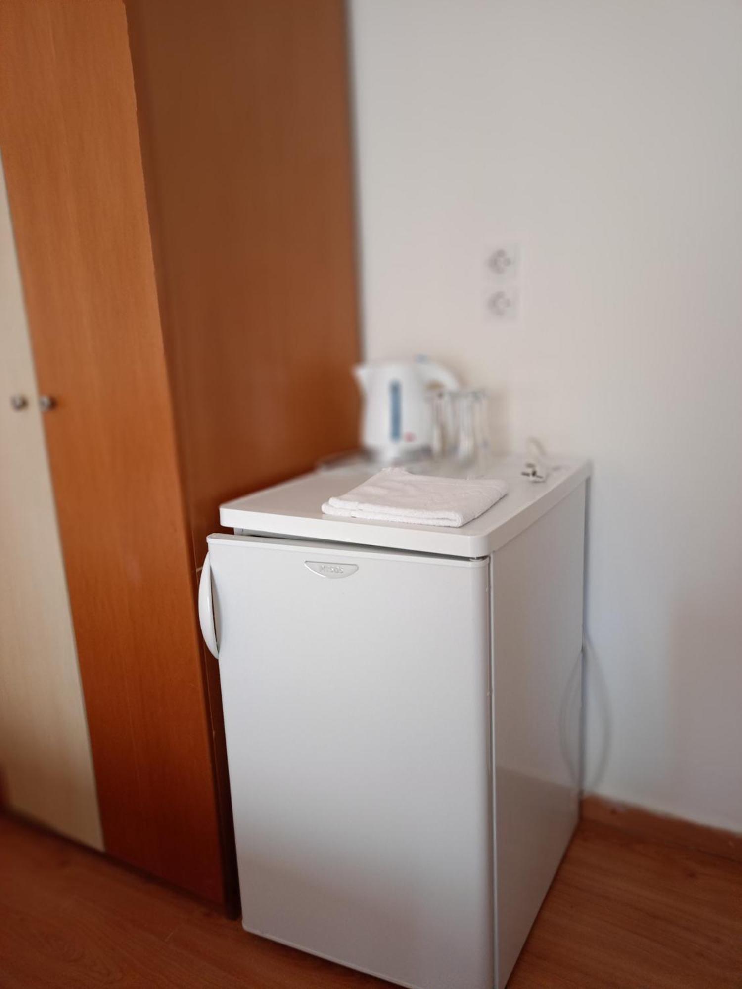Efstratios Hotel Lutrá Edipszú Kültér fotó