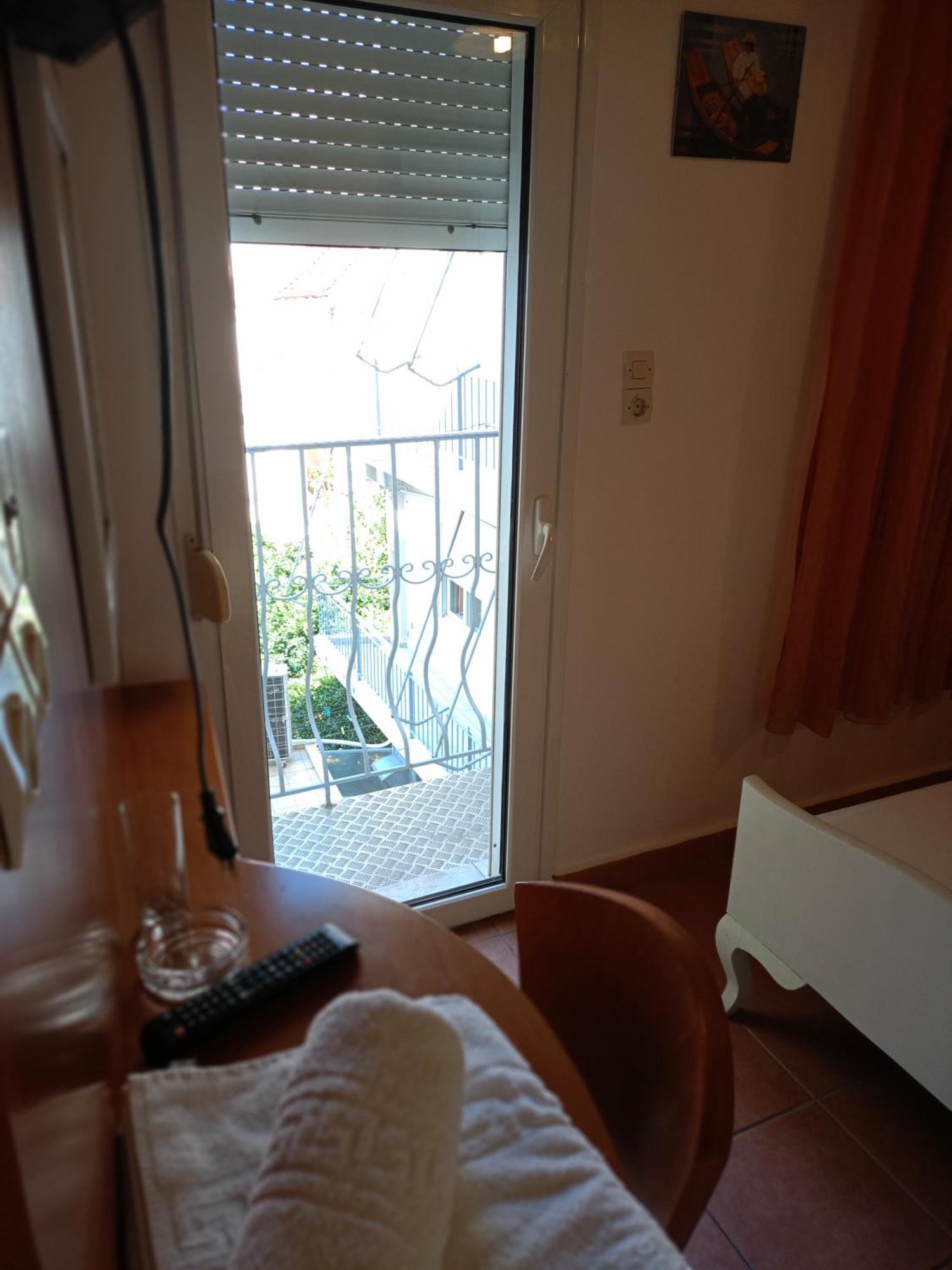 Efstratios Hotel Lutrá Edipszú Kültér fotó