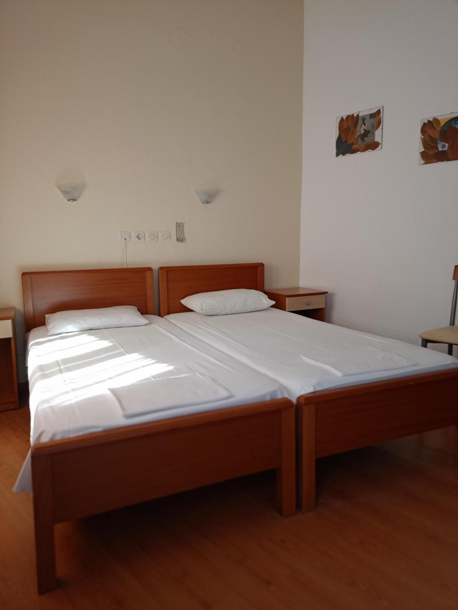 Efstratios Hotel Lutrá Edipszú Szoba fotó