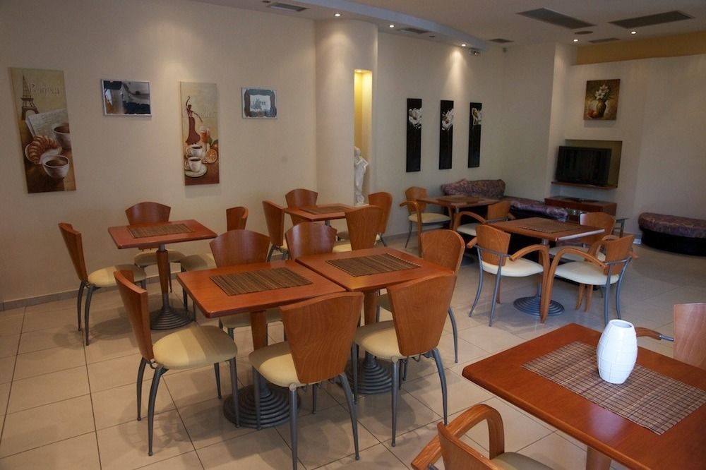 Efstratios Hotel Lutrá Edipszú Kültér fotó