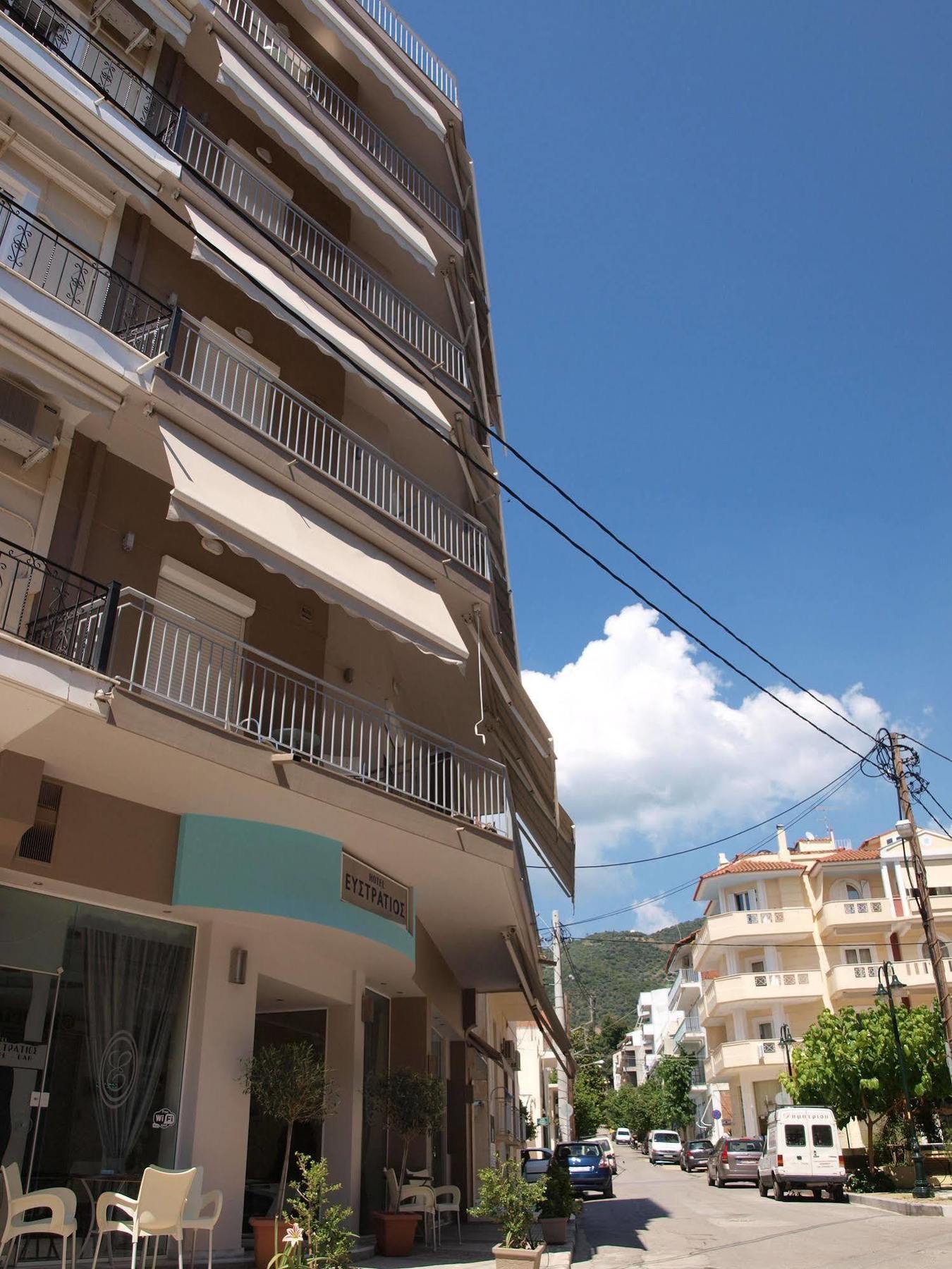 Efstratios Hotel Lutrá Edipszú Kültér fotó