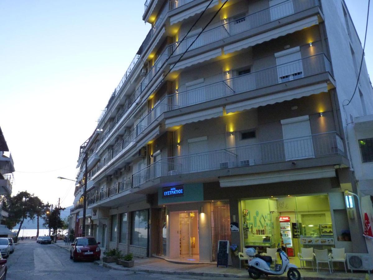 Efstratios Hotel Lutrá Edipszú Kültér fotó