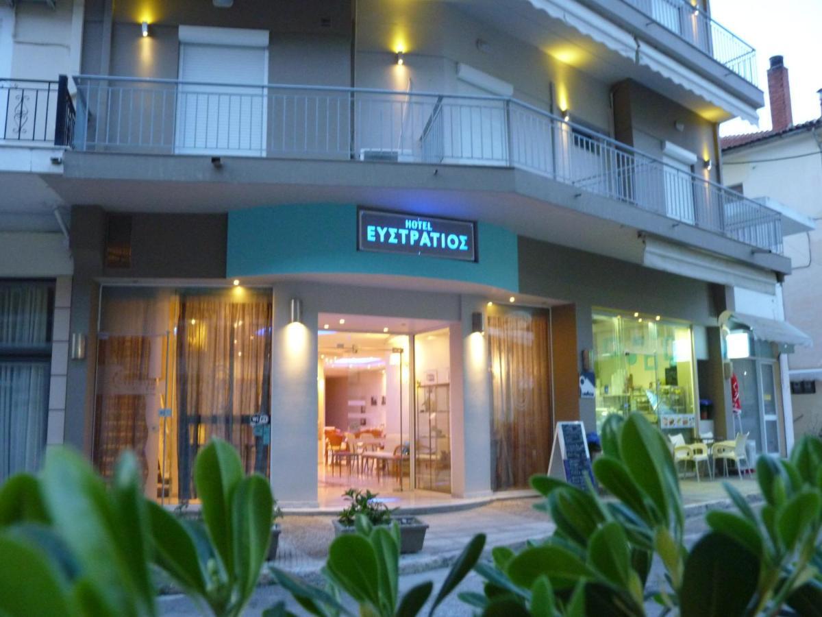 Efstratios Hotel Lutrá Edipszú Kültér fotó
